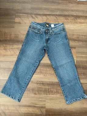 - X.O.X.O. Vintage (early 2000s)Y2K light wash crop denim 7/8